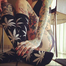 Load image into Gallery viewer, Unisex Weed Socks - Long Skateboard