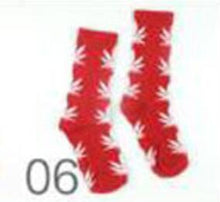 Load image into Gallery viewer, Unisex Weed Socks - Long Skateboard