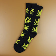 Load image into Gallery viewer, Unisex Weed Socks - Fashion